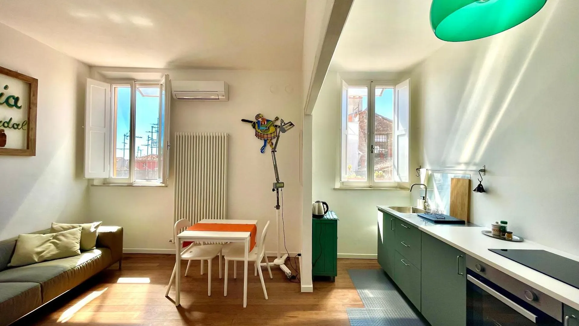 Terzo Piano Daire Ferrara 0*,